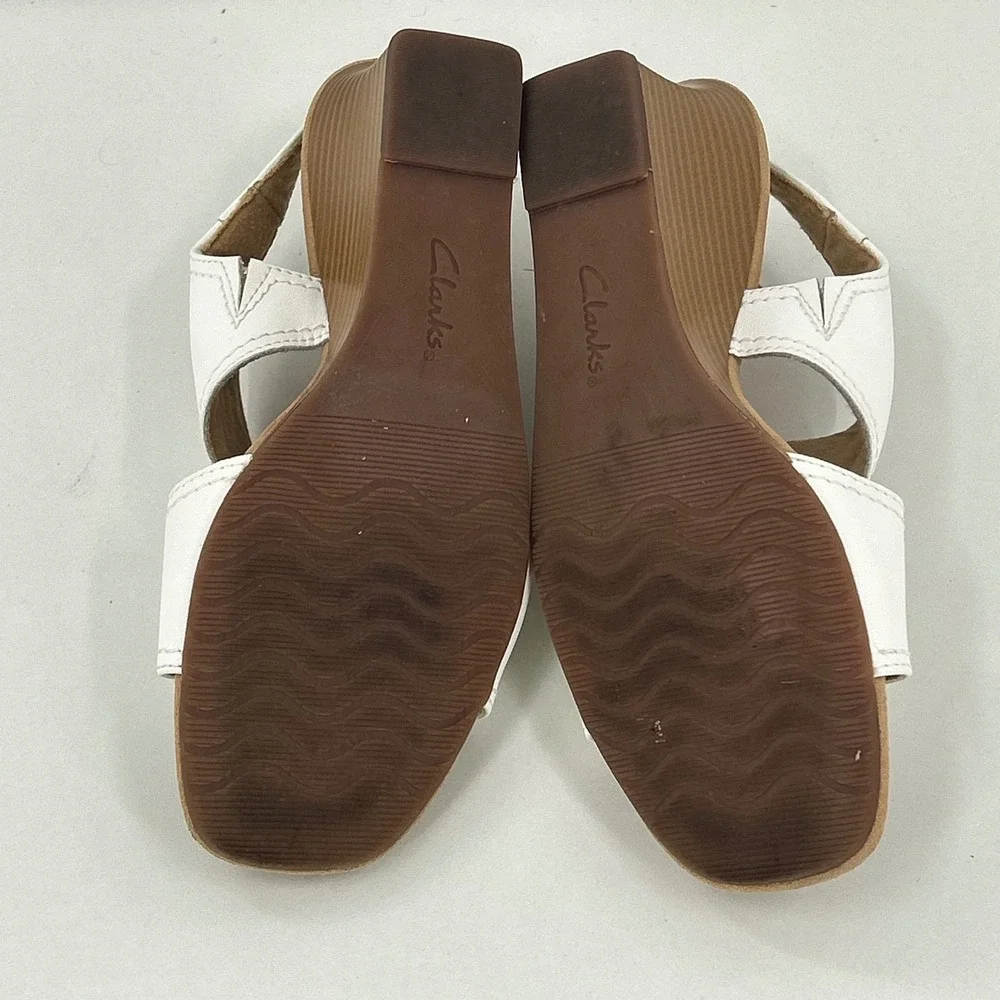Clarks Collection White Leather Wedge Sandals Slingback Ultimate Comfort Size 7